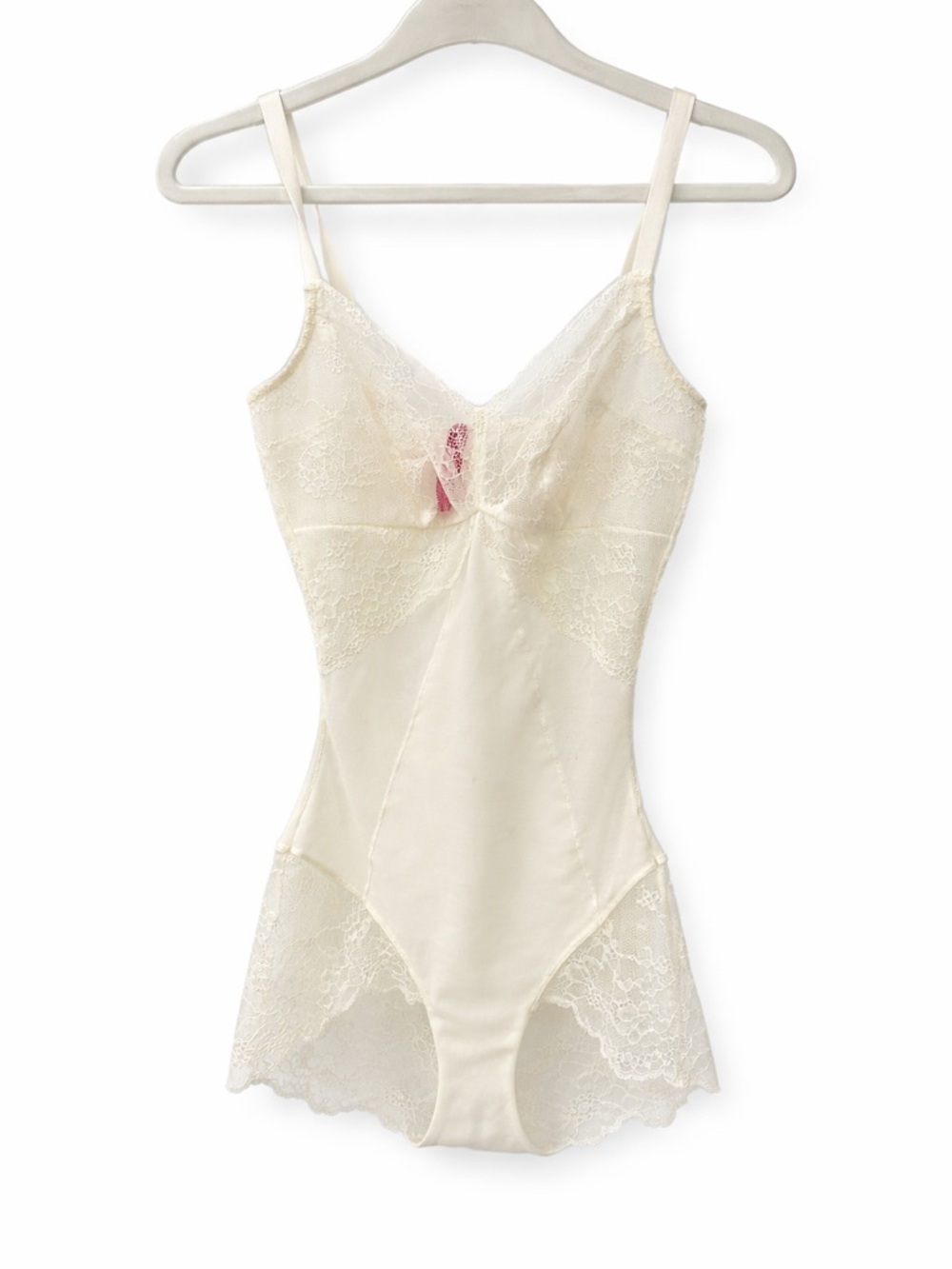 SPANX Spotlight On Lace Bodysuit Clean White NWOT
